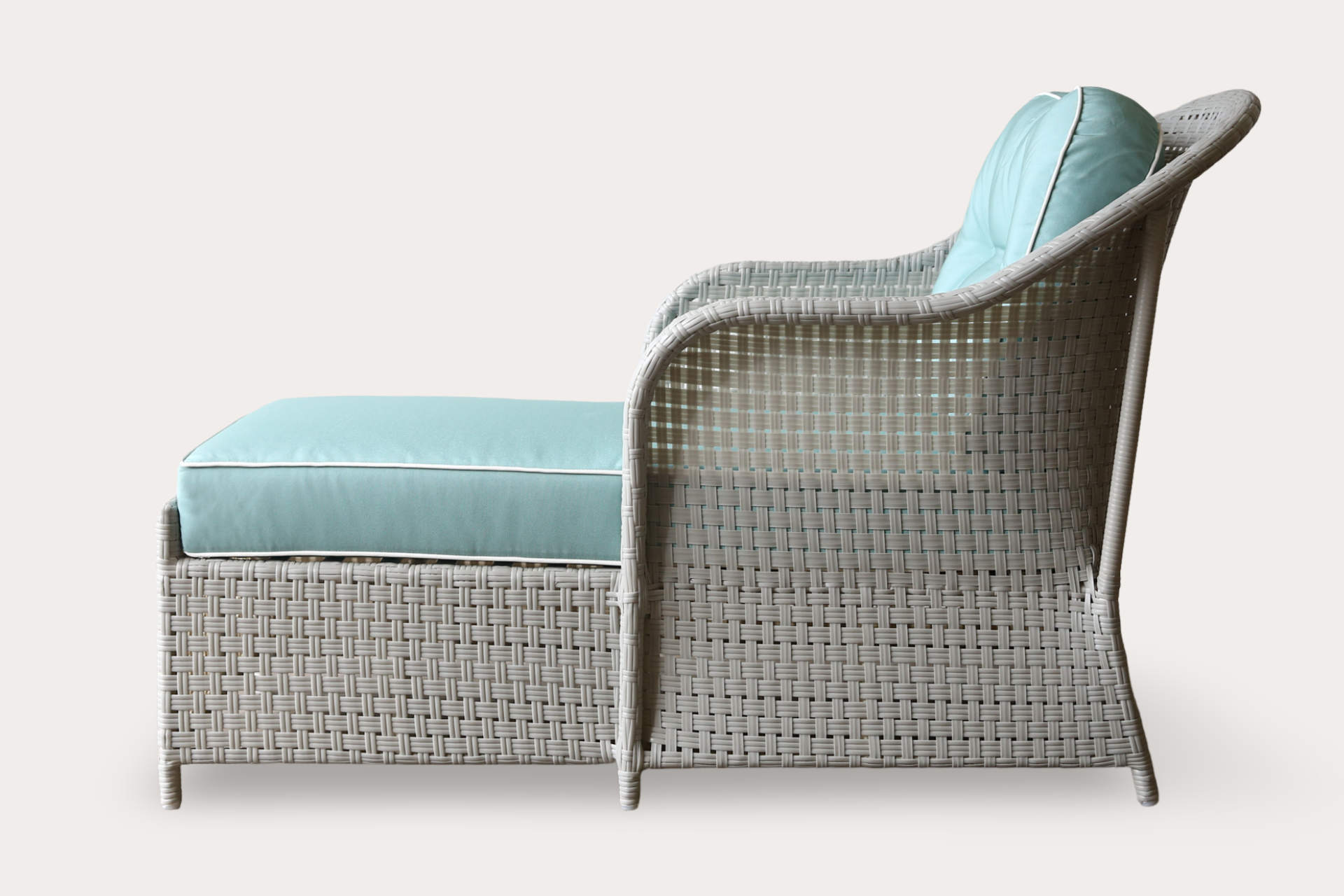 Ondine Chaise Lounge