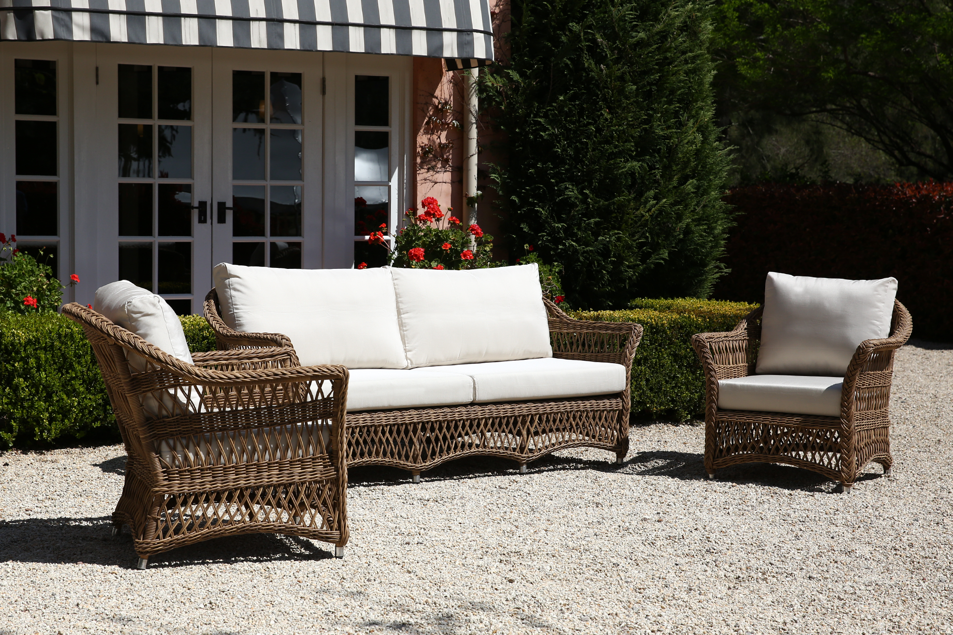 Remy Outdoor Wicker 3 Seater. A118